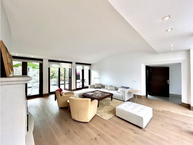 Casa de 5 alcobas en venta en Santa Ana Oriental, Bogotá, 872 m² · foto 6 de 24