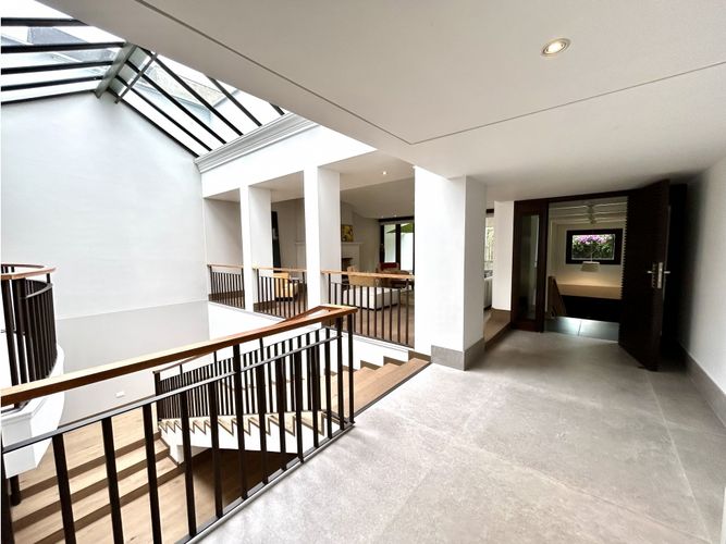 Casa de 5 alcobas en venta en Santa Ana Oriental, Bogotá, 872 m² · foto 16 de 24