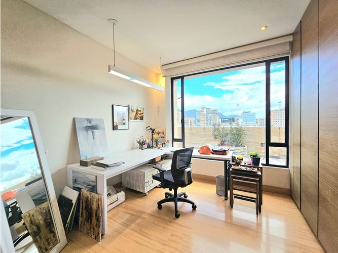 Apartamento de 6 alcobas en venta en Chico, Bogotá, 600 m² · foto 8 de 24