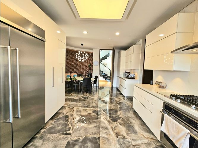 Apartamento de 6 alcobas en venta en Chico, Bogotá, 600 m² · foto 16 de 24