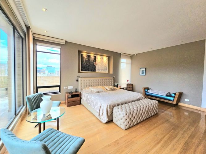 Apartamento de 6 alcobas en venta en Chico, Bogotá, 600 m² · foto 19 de 24
