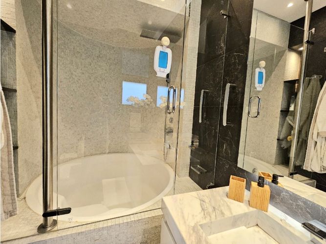 Apartamento de 6 alcobas en venta en Chico, Bogotá, 600 m² · foto 23 de 24