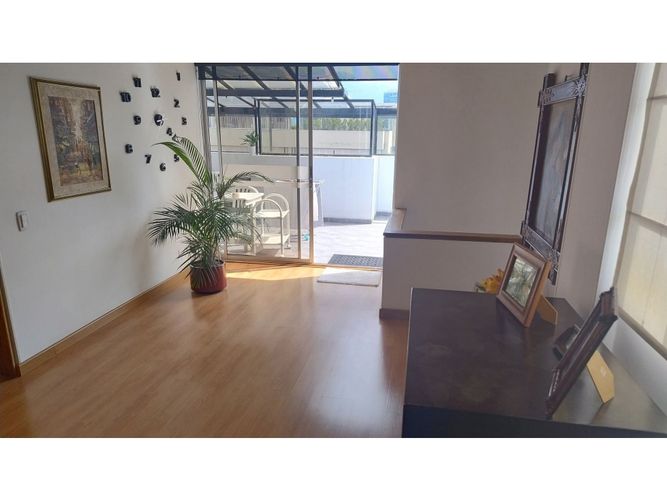 Apartamento de 4 alcobas en venta en Santa Barbara, Bogotá, 220 m² · foto 3 de 23