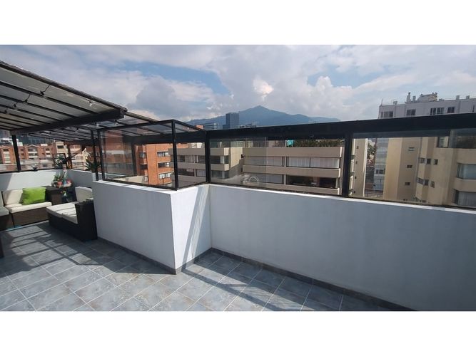 Apartamento de 4 alcobas en venta en Santa Barbara, Bogotá, 220 m² · foto 5 de 23