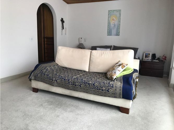 Apartamento de 4 alcobas en venta en Santa Barbara, Bogotá, 220 m² · foto 21 de 23