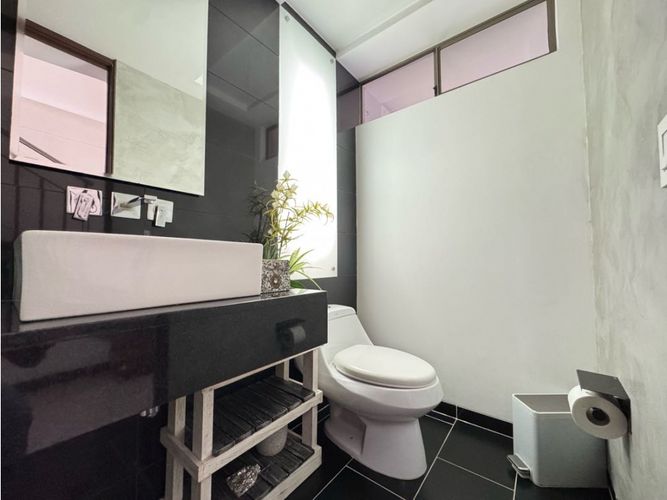 Casa de 3 alcobas en venta en La Sebastiana, Envigado, 246 m² · foto 12 de 24