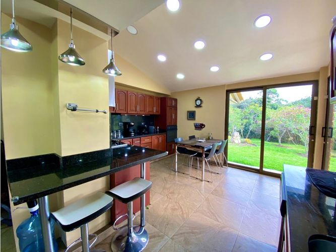 Casa de 3 alcobas en arriendo en San Isidro, Zipaquirá, 370 m² · foto 6 de 23