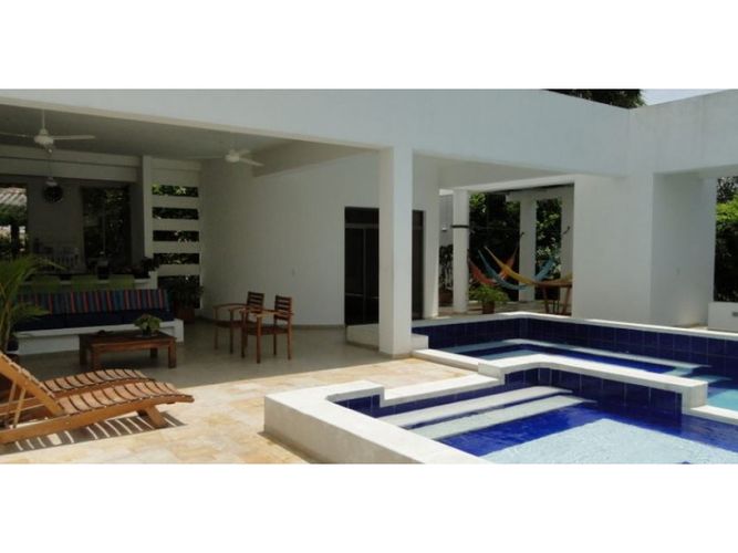 Casa de 4 alcobas en venta en Bosques De Peñalisa, Ricaurte, 210 m² · foto 5 de 9