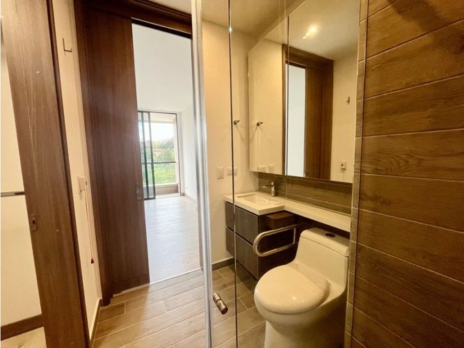 Apartaestudio en venta en San Lucas, Medellín, 55 m² · foto 5 de 24