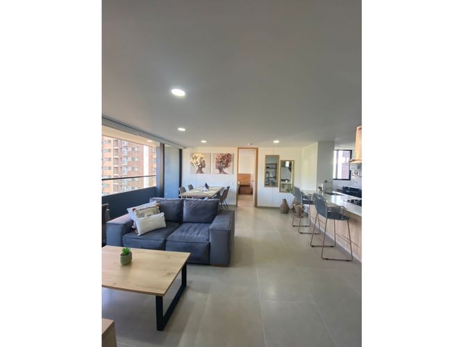 Apartamento de 2 alcobas en arriendo en Vía Las Palmas, Medellín, 70 m² · foto 2 de 24