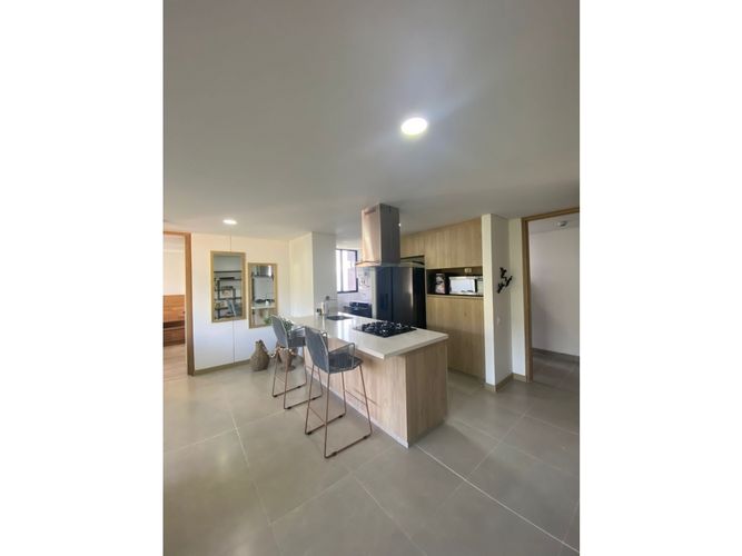Apartamento de 2 alcobas en arriendo en Vía Las Palmas, Medellín, 70 m² · foto 8 de 24