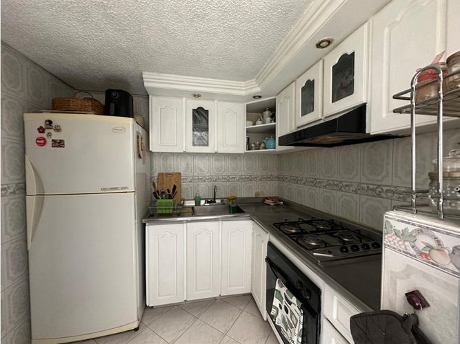 Casa de 4 alcobas en venta en Cedritos, Bogotá, 80 m² · foto 7 de 14