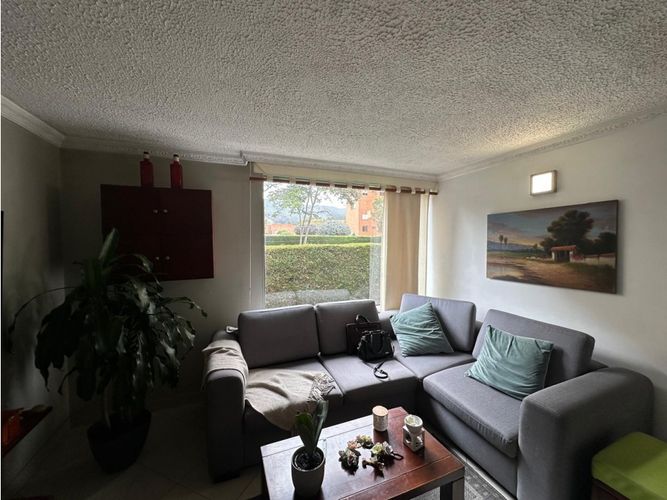 Casa de 4 alcobas en venta en Cedritos, Bogotá, 80 m² · foto 9 de 14