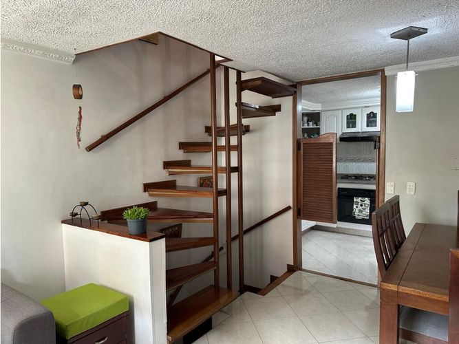 Casa de 4 alcobas en venta en Cedritos, Bogotá, 80 m² · foto 11 de 14