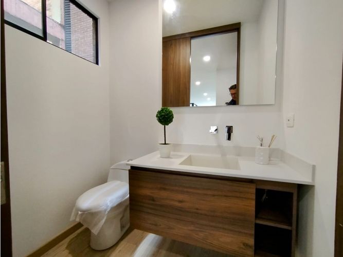 Apartaestudio en venta en Chico, Bogotá, 51 m² · foto 10 de 14