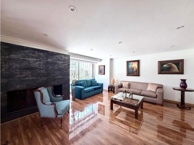 Apartamento de 3 alcobas en venta en San Patricio, Bogotá, 224 m² · foto 7 de 15
