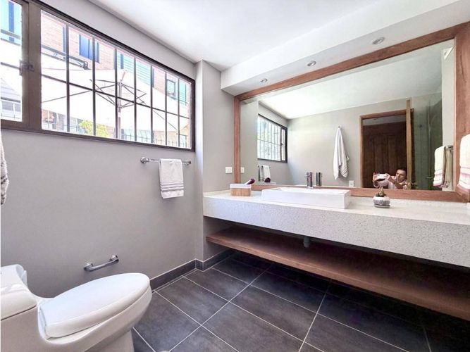 Apartamento de 3 alcobas en venta en San Patricio, Bogotá, 224 m² · foto 14 de 15