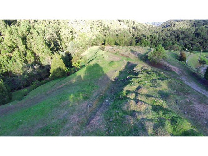 Lote en venta en Loma Del Escobero, Envigado, 18790 m² · foto 4 de 12