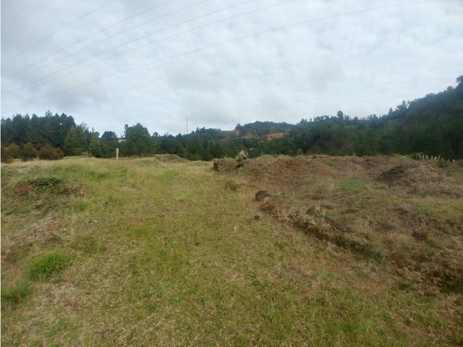 Lote en venta en Loma Del Escobero, Envigado, 18790 m² · foto 9 de 12