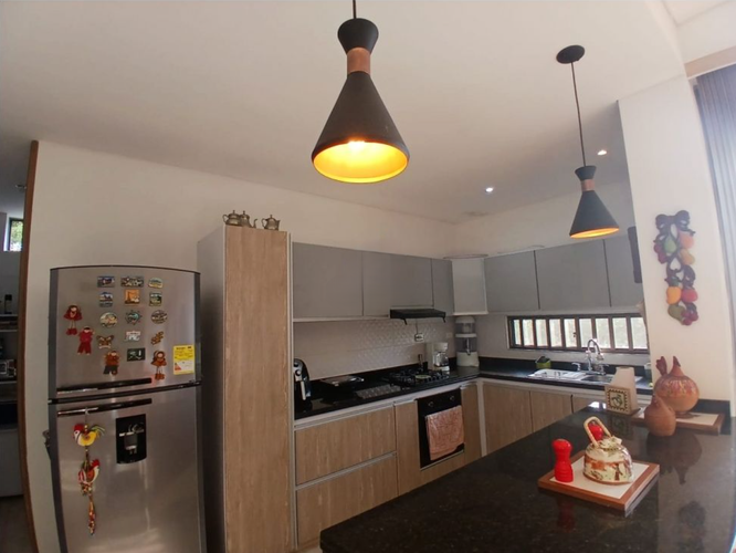Casa de 3 alcobas en venta en Vía El Caimo, Armenia, 703 m² · foto 10 de 23