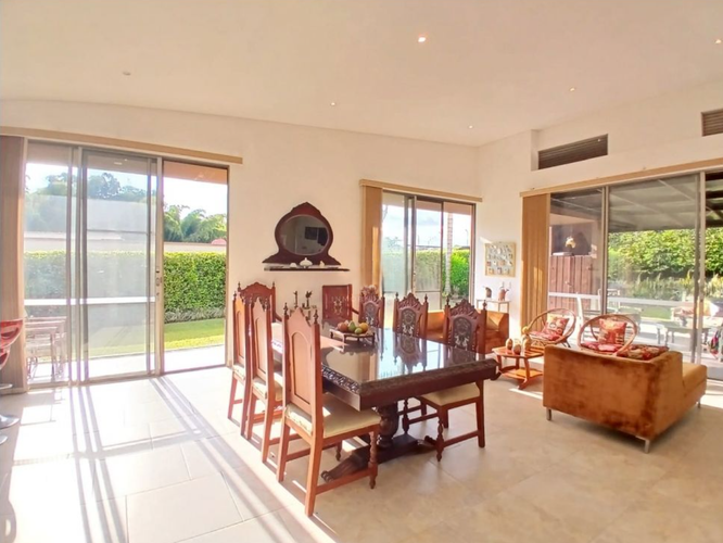 Casa de 3 alcobas en venta en Vía El Caimo, Armenia, 703 m² · foto 8 de 23