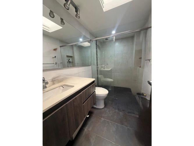 Apartamento en venta en Santa Barbara, Bogotá · foto 9 de 15