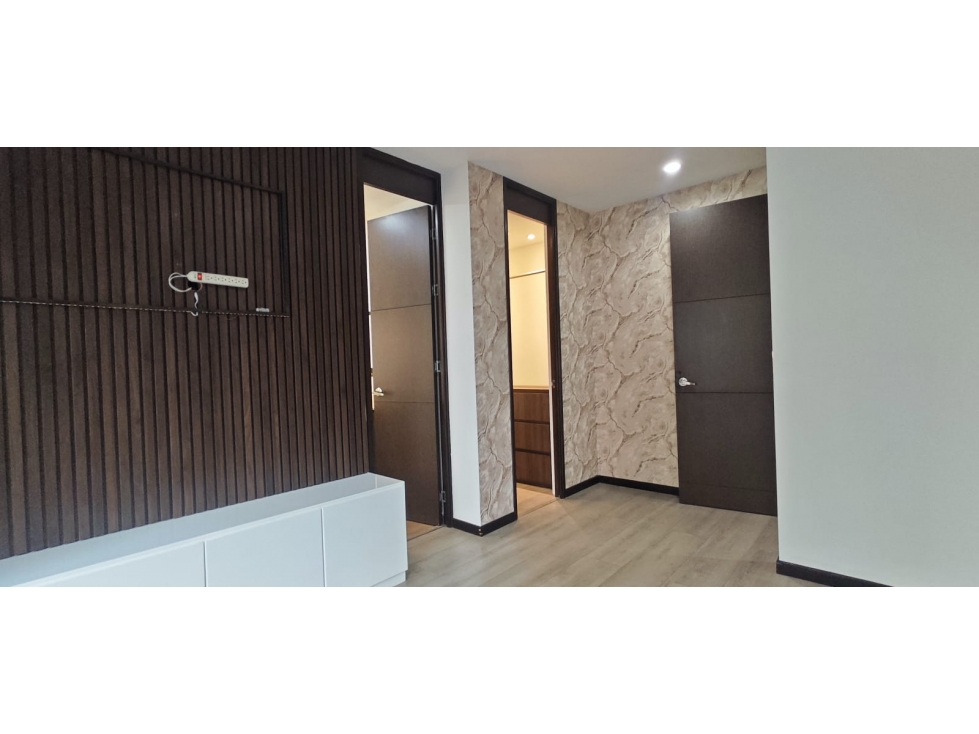 Apartamento en venta en Castropol, Medellín · foto 7 de 14