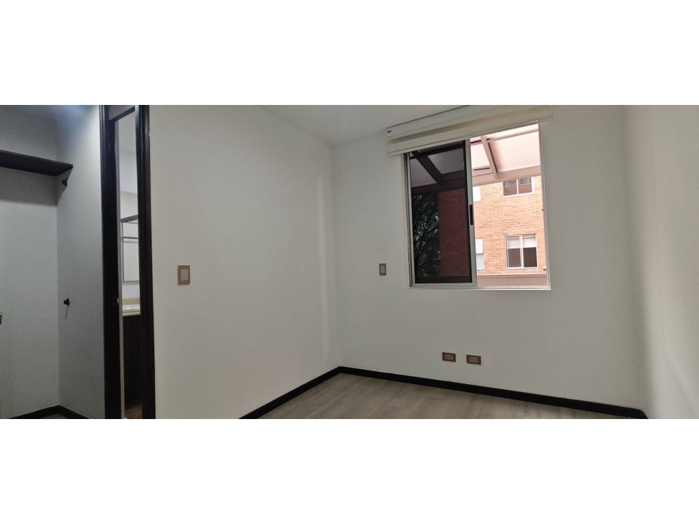 Apartamento en venta en Castropol, Medellín · foto 10 de 14