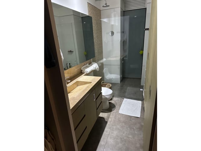 Apartamento de 2 alcobas en venta en Arboledas, Cali, 182 m² · foto 8 de 11