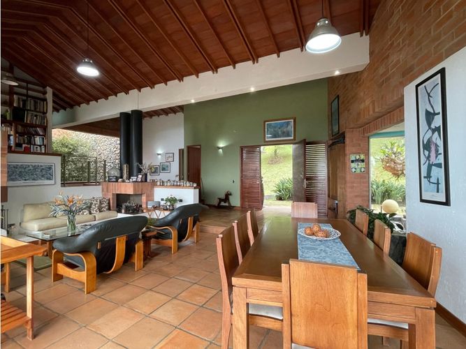 Casa de 4 alcobas en venta en Las Palmas, Envigado, 600 m² · foto 8 de 24