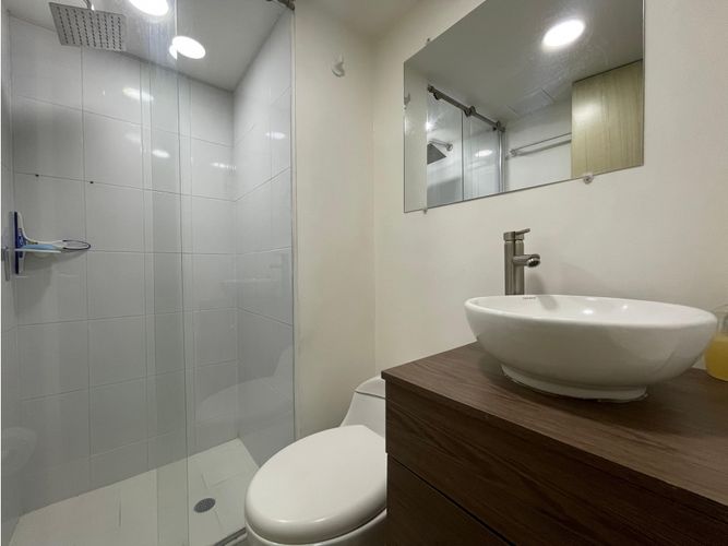 Apartamento de 3 alcobas en venta en El Poblado, Medellín, 85 m² · foto 16 de 17