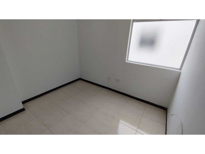 Apartamento de 3 alcobas en venta en La Victoria, Bello, 87 m² · foto 8 de 18