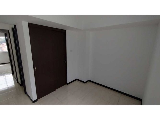 Apartamento de 3 alcobas en venta en La Victoria, Bello, 87 m² · foto 9 de 18