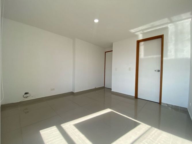 Apartamento de 2 alcobas en arriendo en La Florida, Medellín, 73 m² · foto 9 de 20
