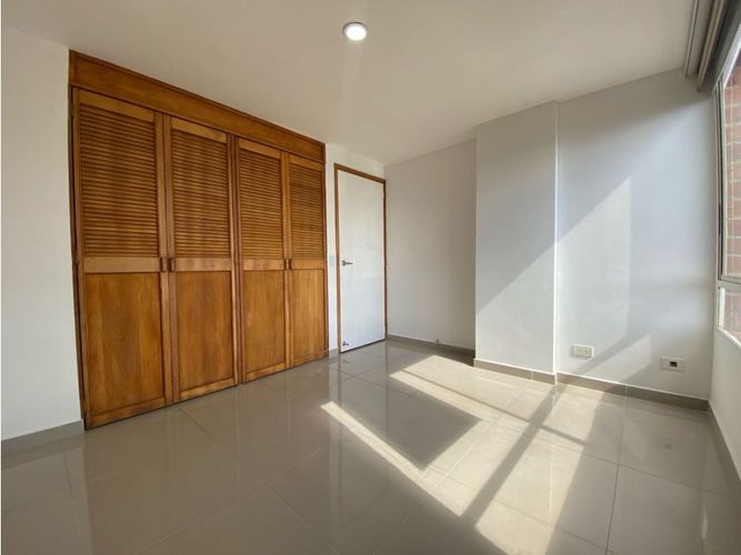 Apartamento de 2 alcobas en arriendo en La Florida, Medellín, 73 m² · foto 13 de 20