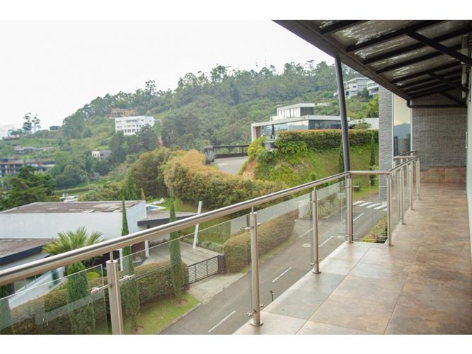 Casa de 4 alcobas en venta en Las Palmas, Medellín, 587 m² · foto 16 de 19