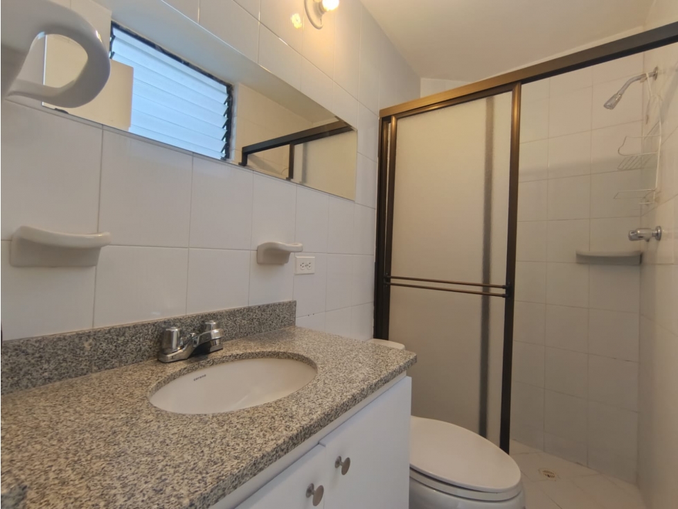 Apartamento en venta en La Almeria, Medellín · foto 10 de 14
