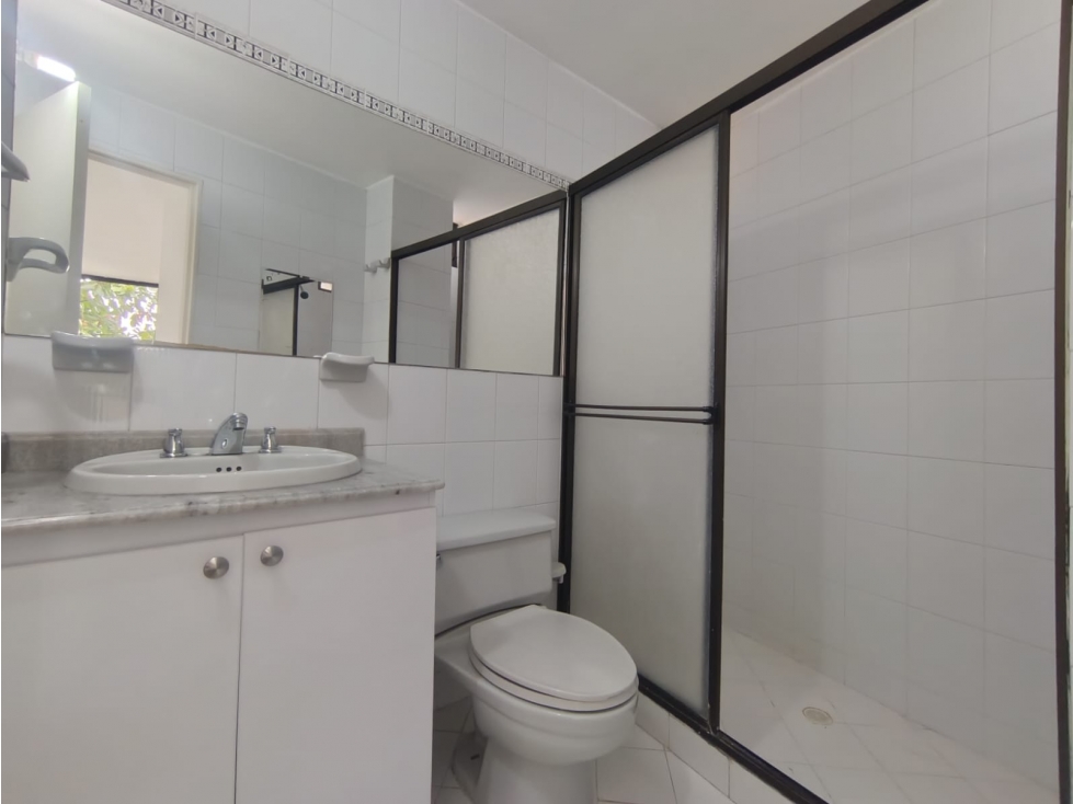 Apartamento en venta en La Almeria, Medellín · foto 11 de 14