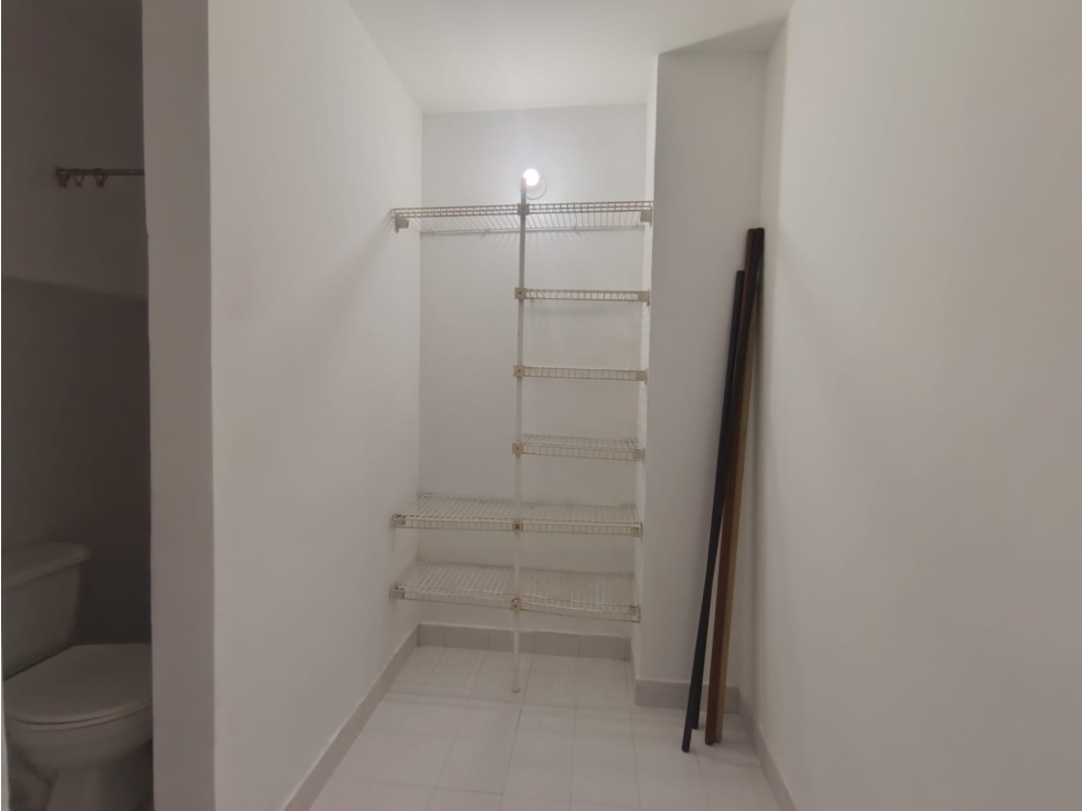Apartamento en venta en La Almeria, Medellín · foto 13 de 14