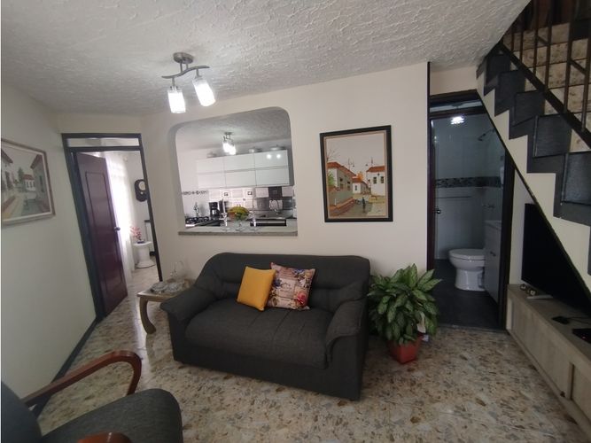 Casa en venta en Santa Monica, Dosquebradas · foto 4 de 16