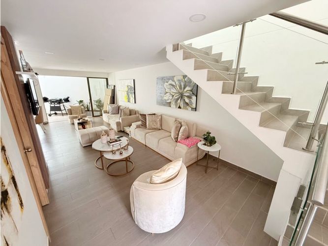 Casa de 4 alcobas en venta en La Ceja, 207 m² · foto 8 de 24