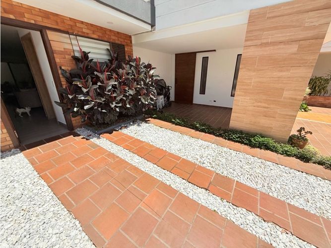 Casa de 4 alcobas en venta en La Ceja, 207 m² · foto 10 de 24