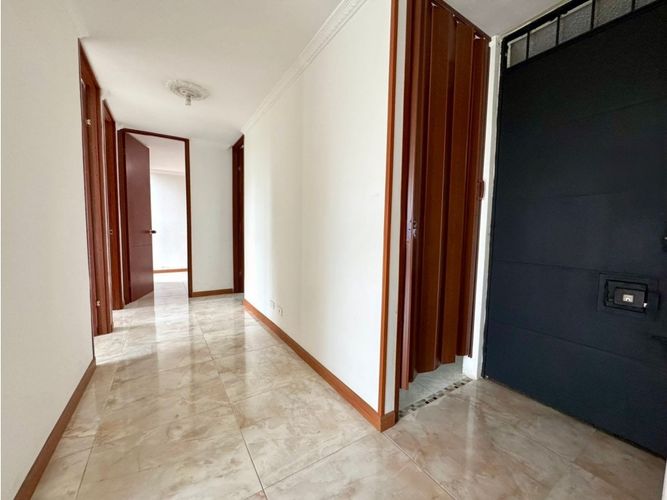 Apartamento de 3 alcobas en venta en Zona Centro, Madrid, 64 m² · foto 5 de 15