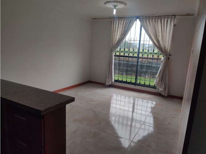 Apartamento de 3 alcobas en venta en Zona Centro, Madrid, 64 m² · foto 9 de 15