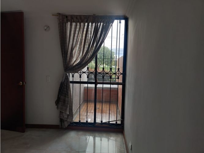 Apartamento de 3 alcobas en venta en Zona Centro, Madrid, 64 m² · foto 10 de 15