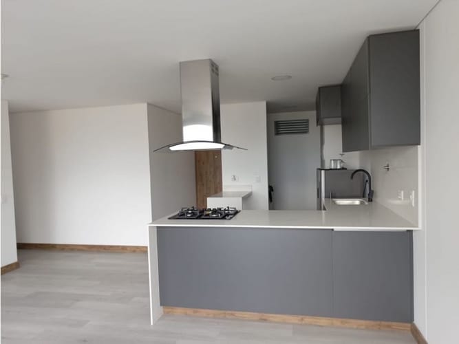 Apartamento de 2 alcobas en arriendo en Ciudad Del Río, Medellín, 80 m² · foto 5 de 22
