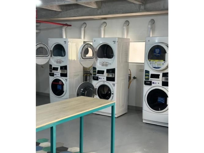 Apartamento de 2 alcobas en arriendo en Ciudad Del Río, Medellín, 80 m² · foto 9 de 22