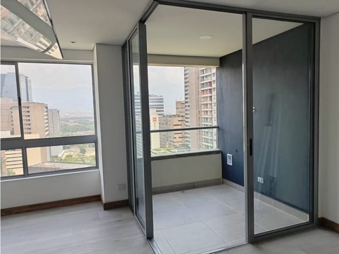 Apartamento de 2 alcobas en arriendo en Ciudad Del Río, Medellín, 80 m² · foto 10 de 22