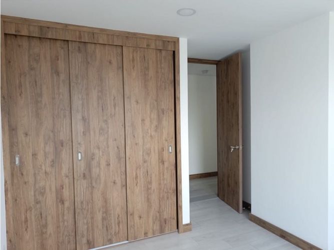 Apartamento de 2 alcobas en arriendo en Ciudad Del Río, Medellín, 80 m² · foto 18 de 22
