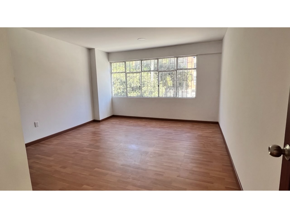 Casa en venta en Chapinero, Bogotá · foto 3 de 22